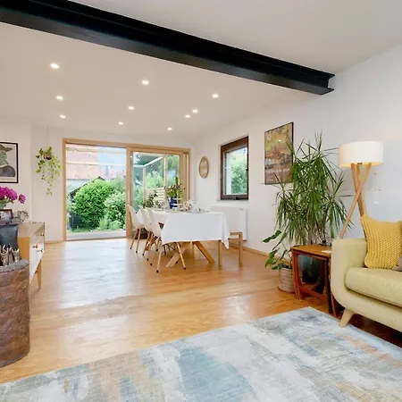Detached House In Fellbach Near Stuttgart