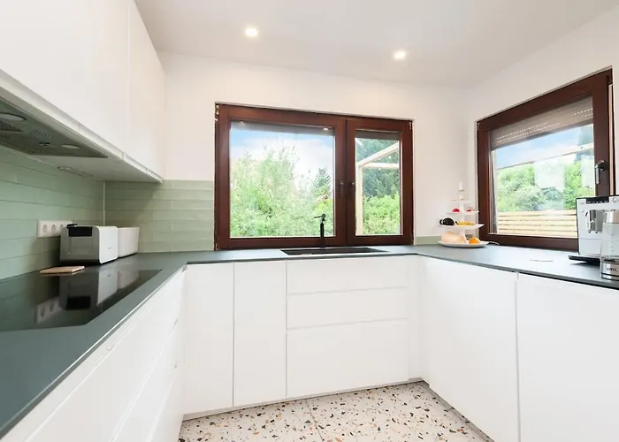 Detached House In Near Stuttgart * Fellbach